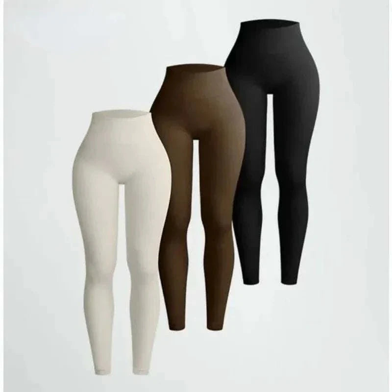 Women's thread knit seamless leggings for gym training and yoga