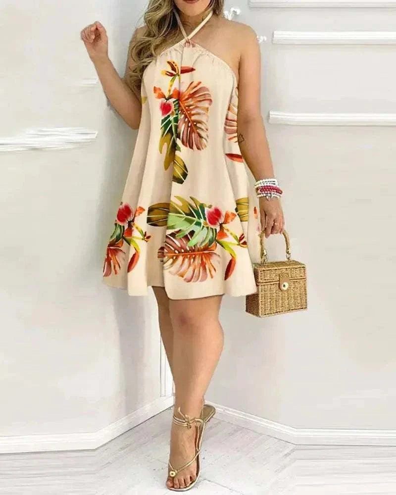 Boho floral print halter neck dress with backless design for spring and summer