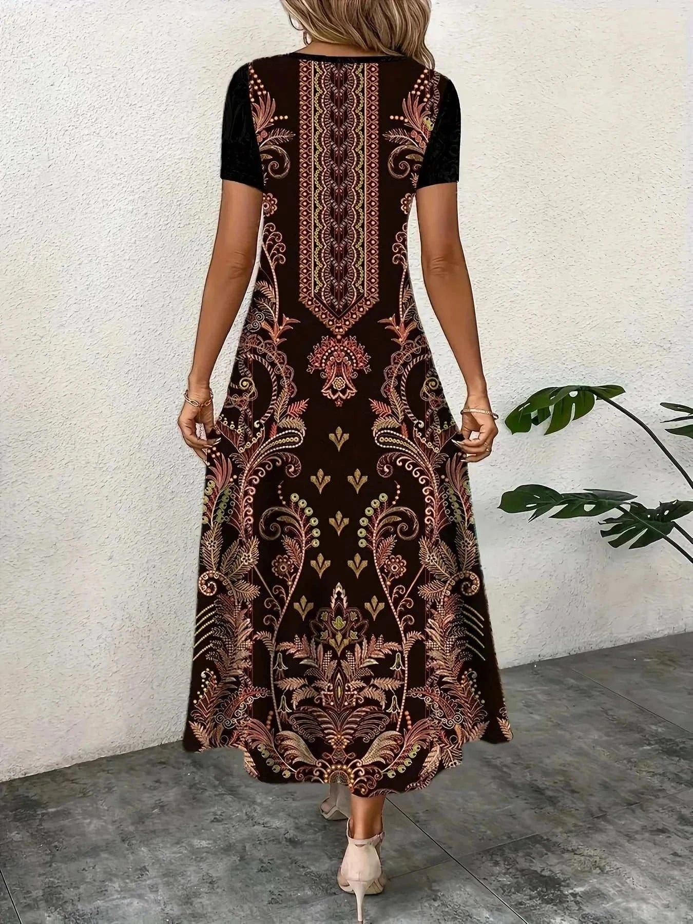 Elegant loose casual dress for women, comfortable and stylish for work and weekends